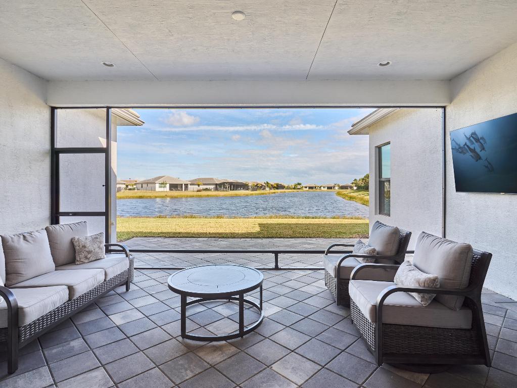 Riverland - Valencia Walk - Residential