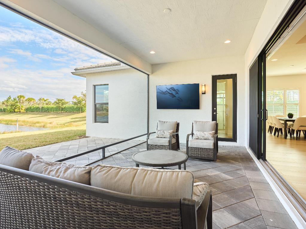 Riverland - Valencia Walk - Residential