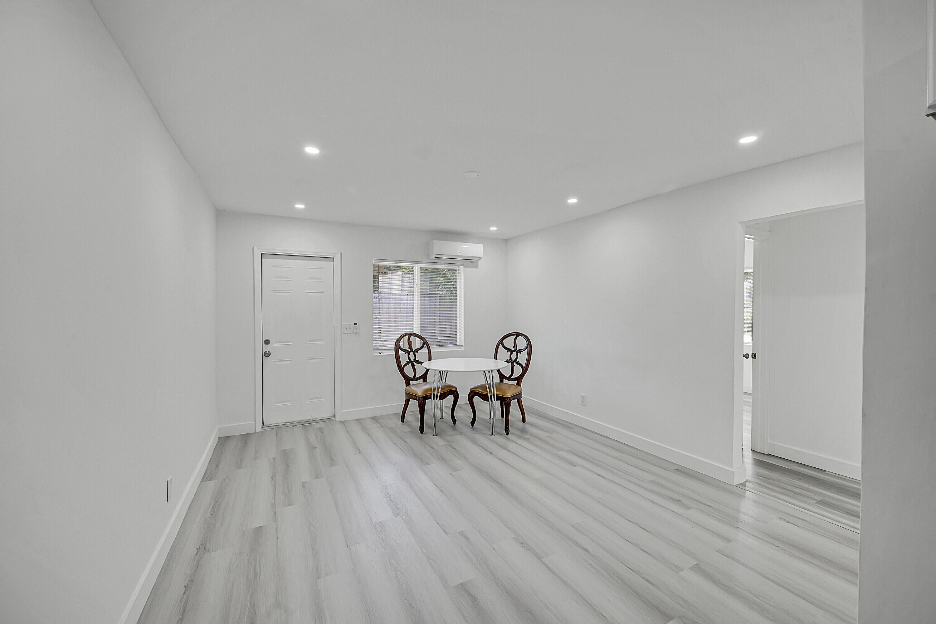 1157 W 36TH Street 2