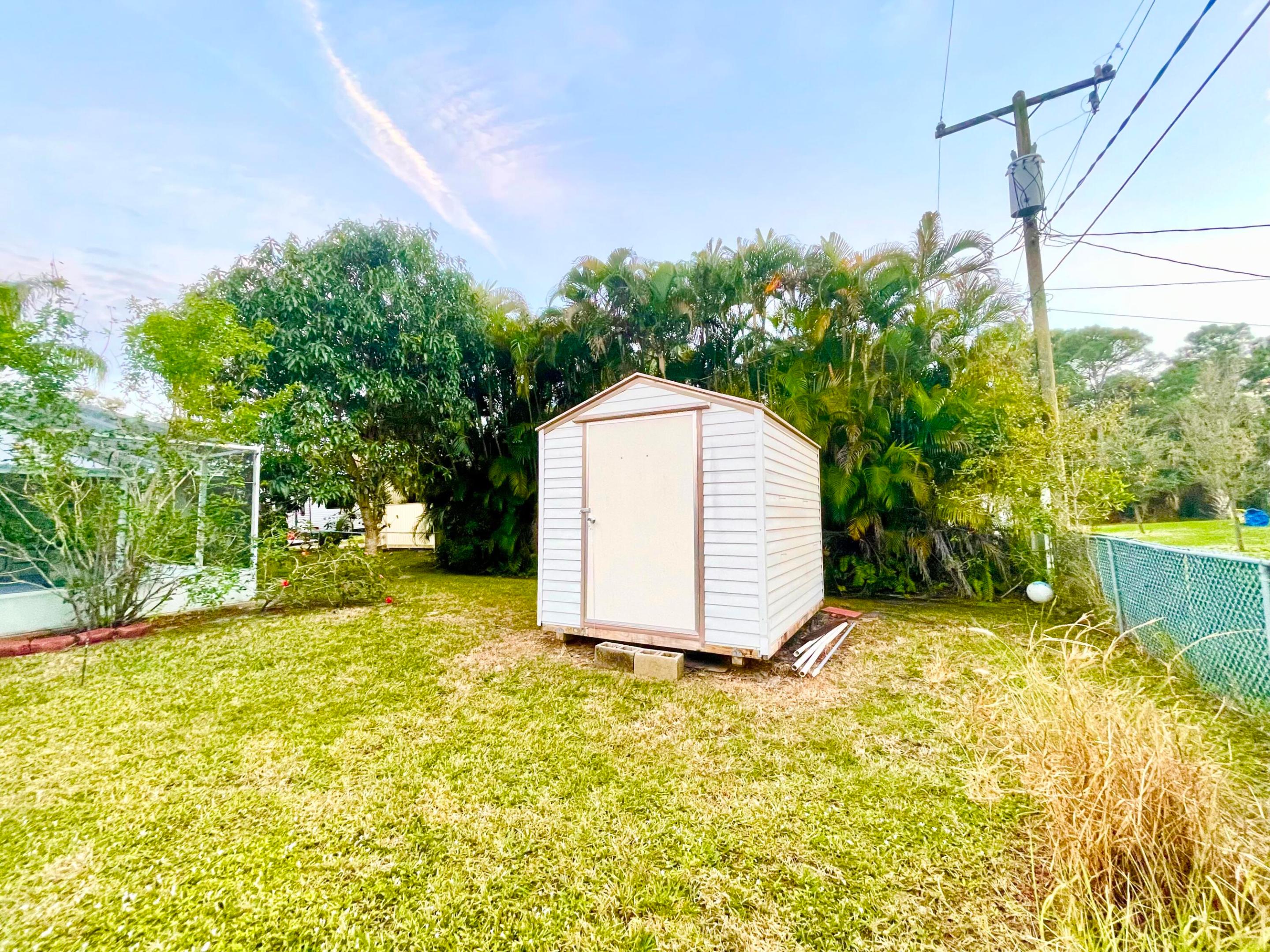 PORT ST LUCIE SECTION 4 - Residential