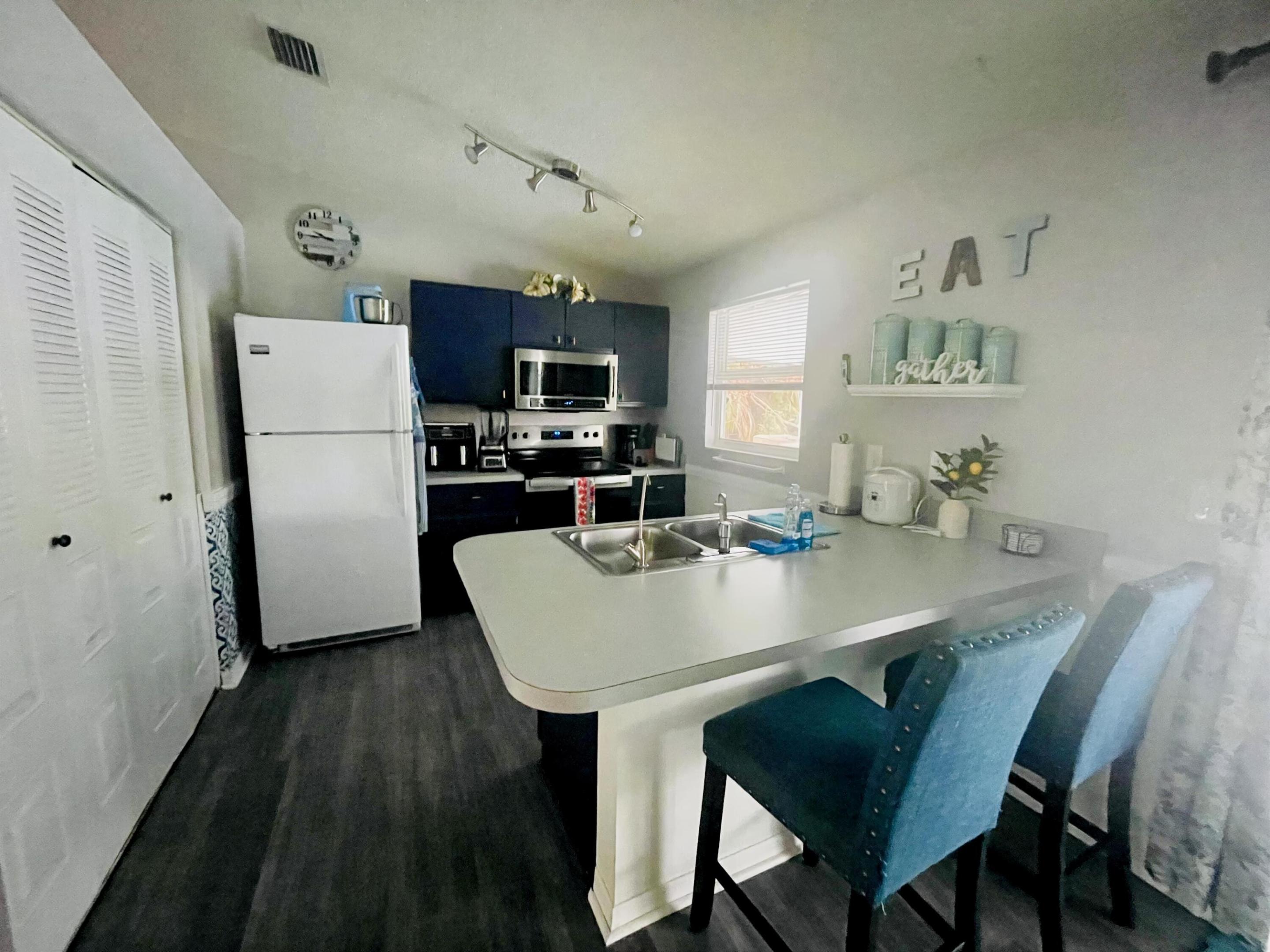 PORT ST LUCIE SECTION 4 - Residential