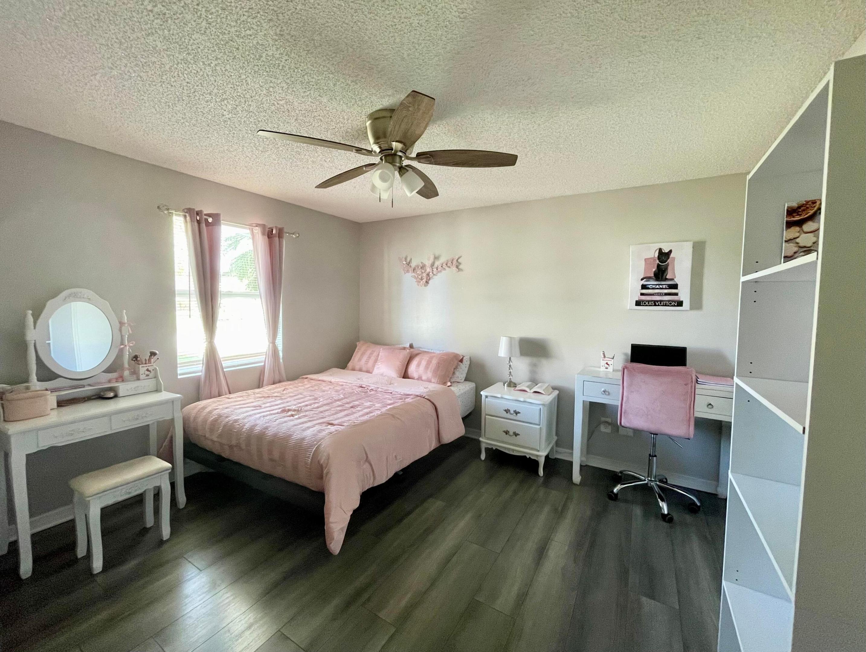 PORT ST LUCIE SECTION 4 - Residential