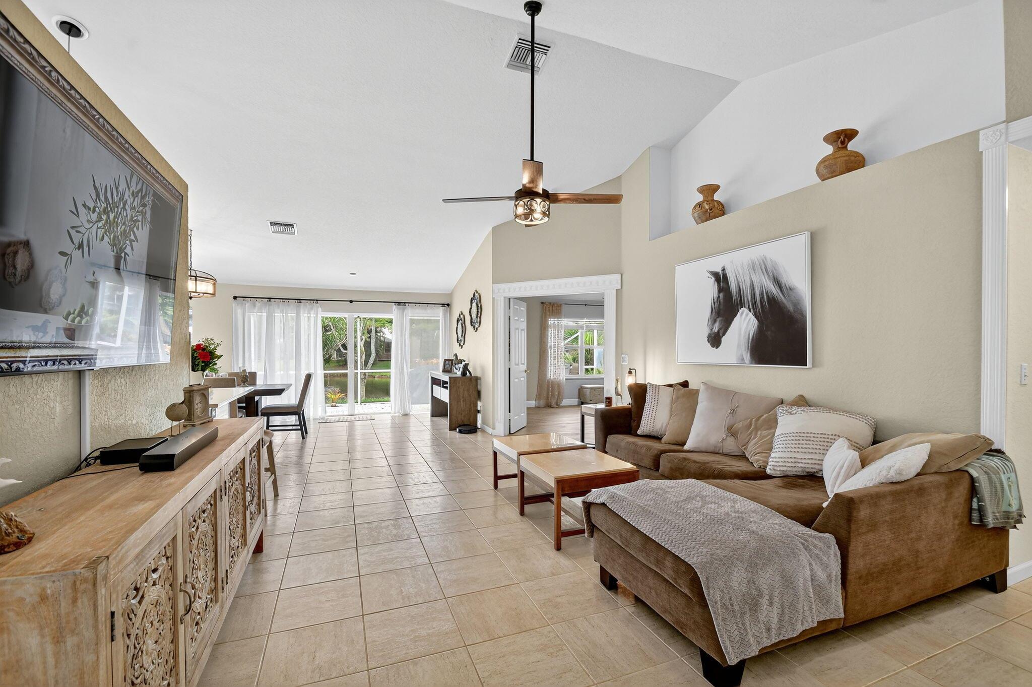 5230 Grande Palm Circle