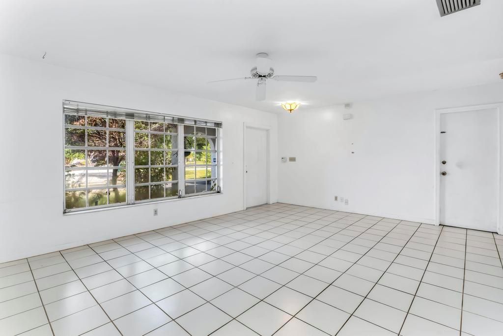 Photo of 4250 NW 107th Ave, Coral Springs, FL 33065 (MLS # F10539040)