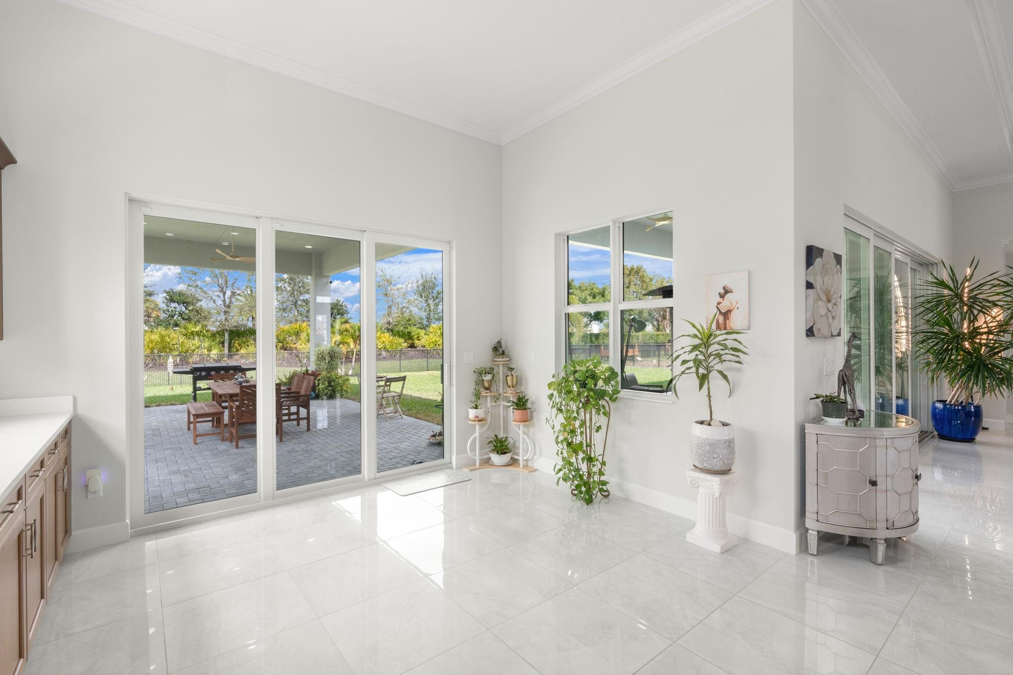 Estates/Westlake - Residential