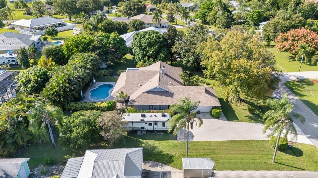 Photo of 2138 SE Herron Avenue, Port Saint Lucie, FL 34952 (MLS # R11135503)