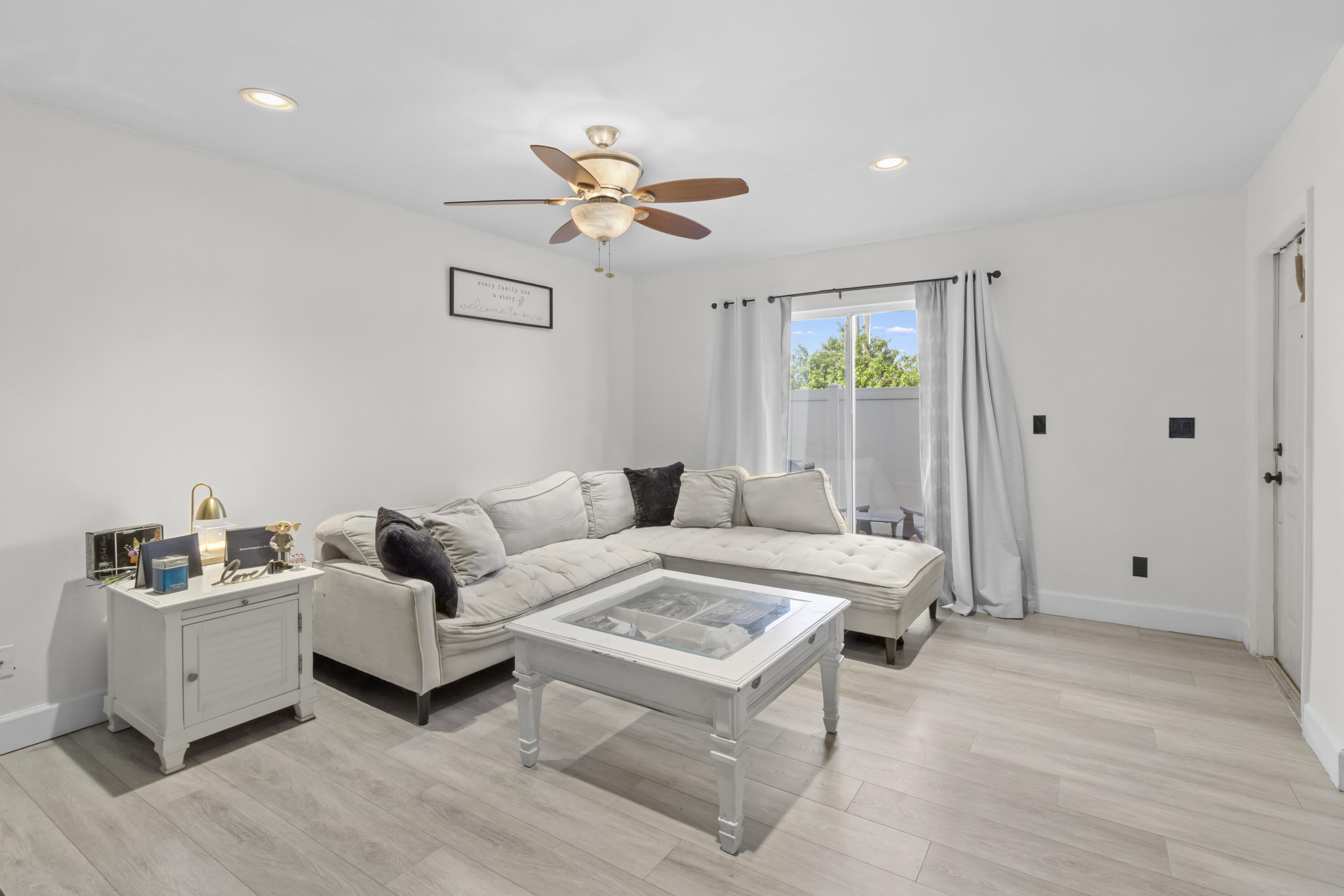 SOMERSET FOUR REPLAT - Residential