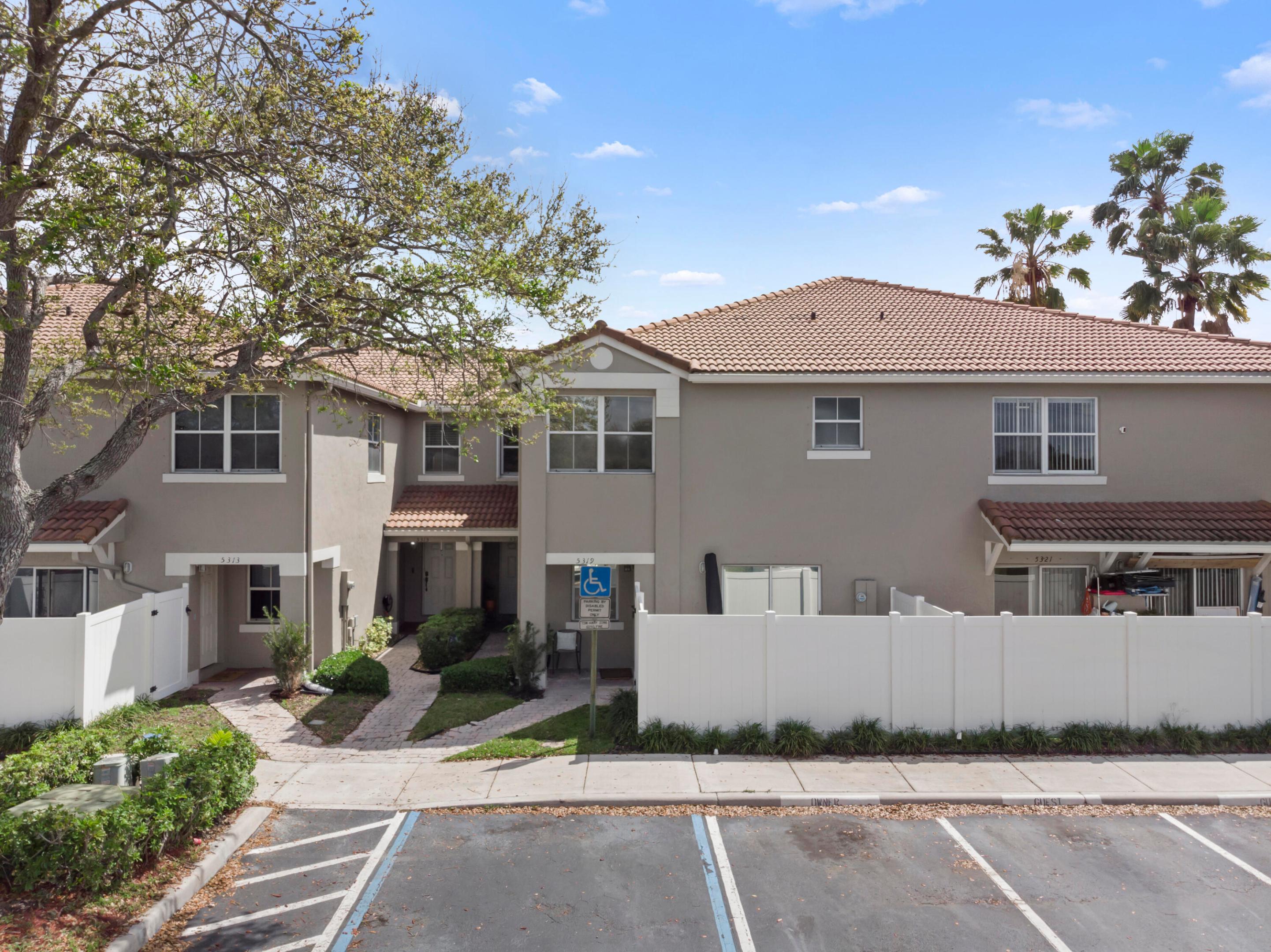 SOMERSET FOUR REPLAT - Residential