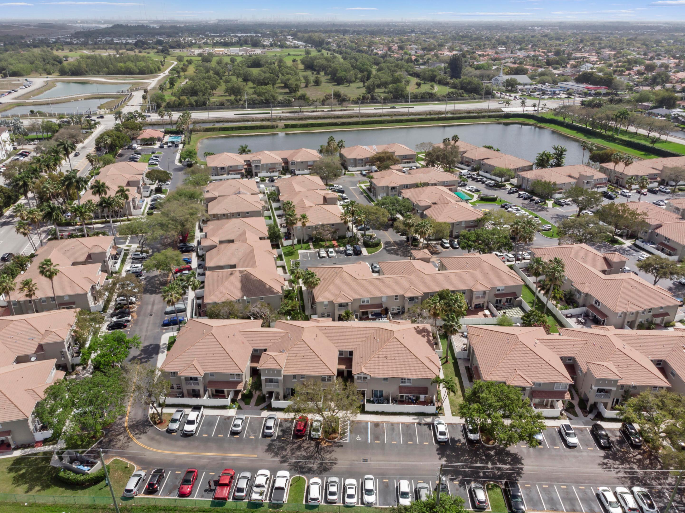 SOMERSET FOUR REPLAT - Residential