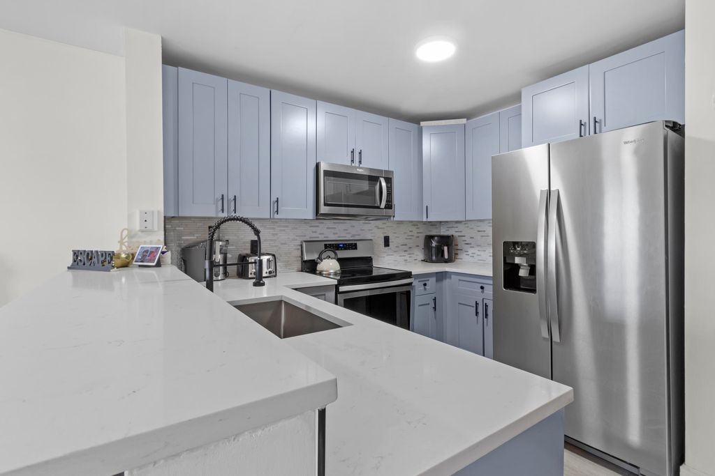 Photo of 5319 SW 126th Terrace, Miramar, FL 33027 (MLS # B26001588)