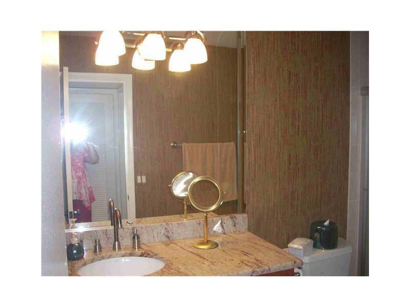 SNUG HARBOR GARDENS CONDO - Residential