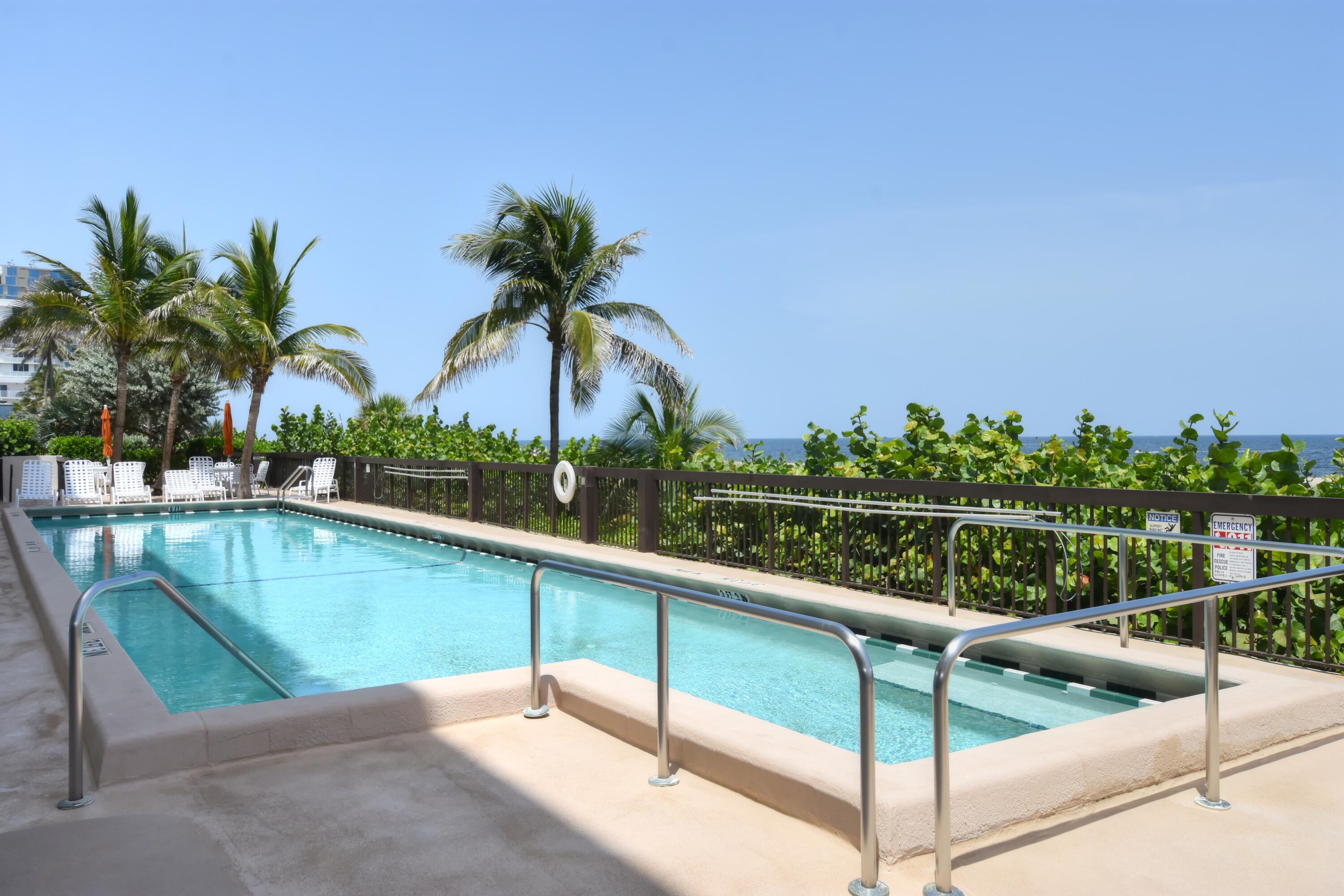 SILVER THATCH OCEAN CLUB CONDO - Residential