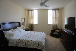 PALMETTO PLACE - Residential Lease