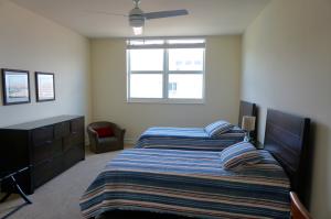 PALMETTO PLACE - Residential Lease