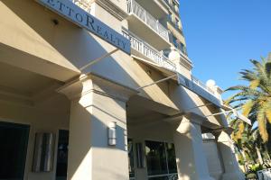 PALMETTO PLACE - Residential Lease