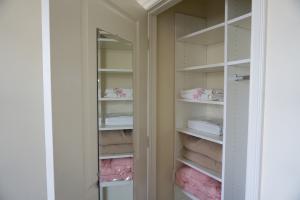 PALMETTO PLACE - Residential Lease