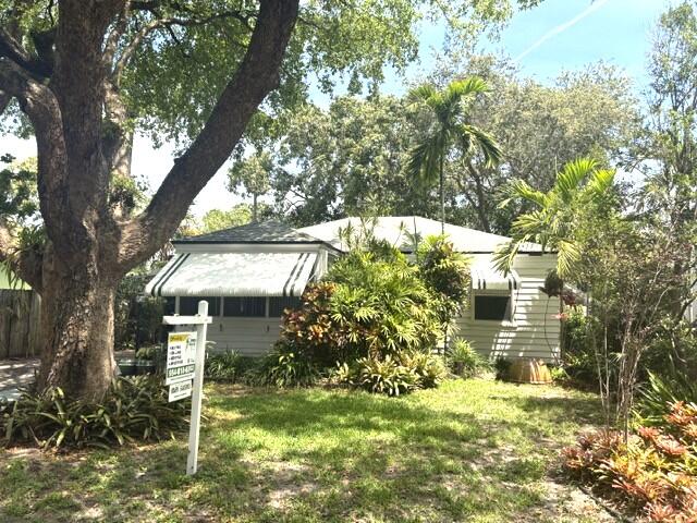 Dania Heights 3-22 B - Residential