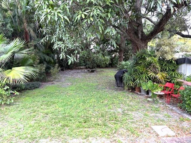 Dania Heights 3-22 B - Residential