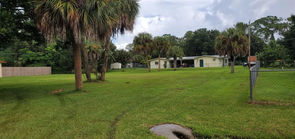 Photo of 7804 Hibiscus Road, Fort Pierce, FL 34951 (MLS # R10745297)