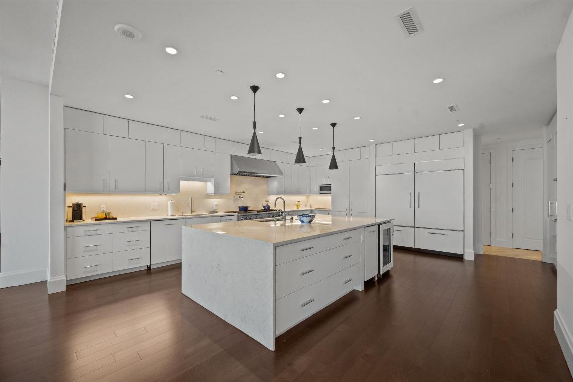 3000 S Ocean Boulevard 503/504