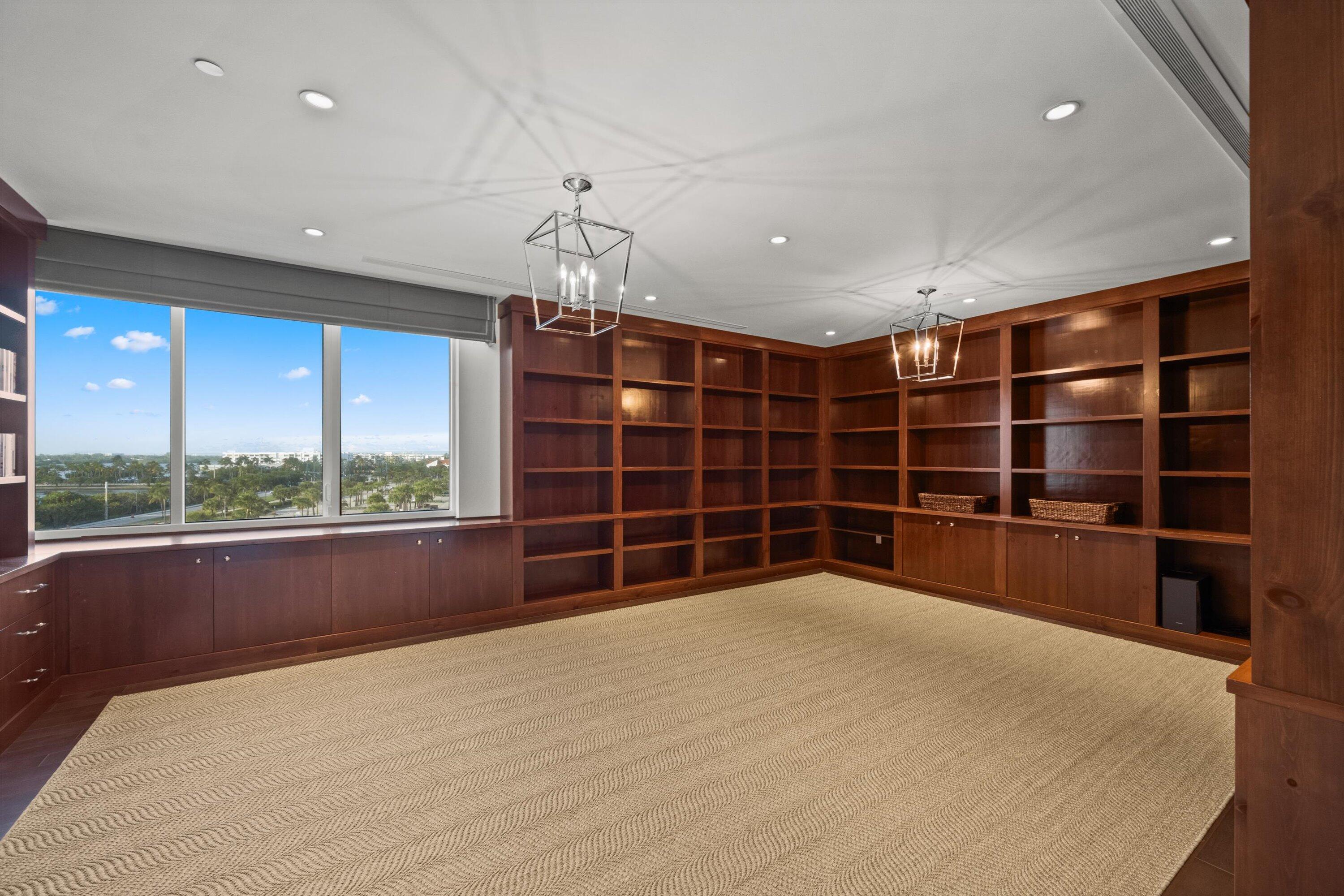 BELLARIA CONDOMINIUM - Residential