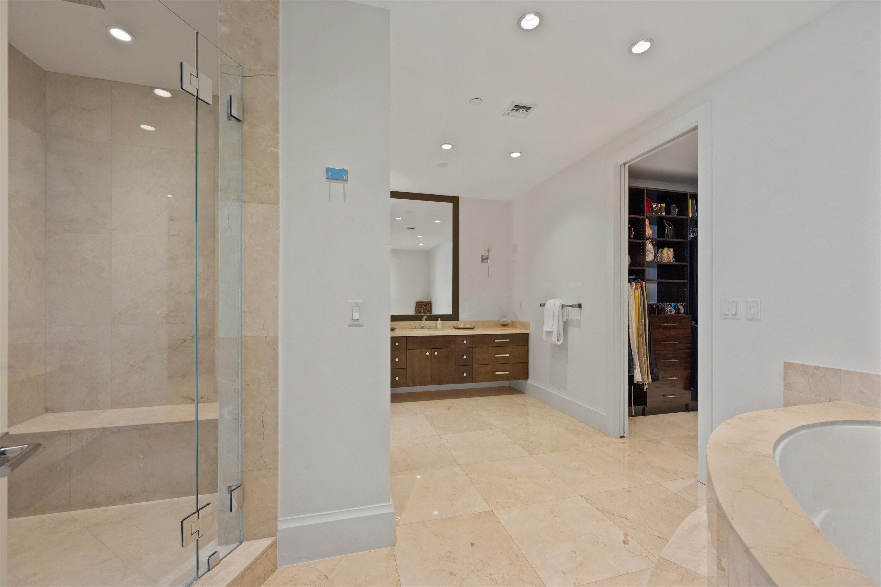 BELLARIA CONDOMINIUM - Residential