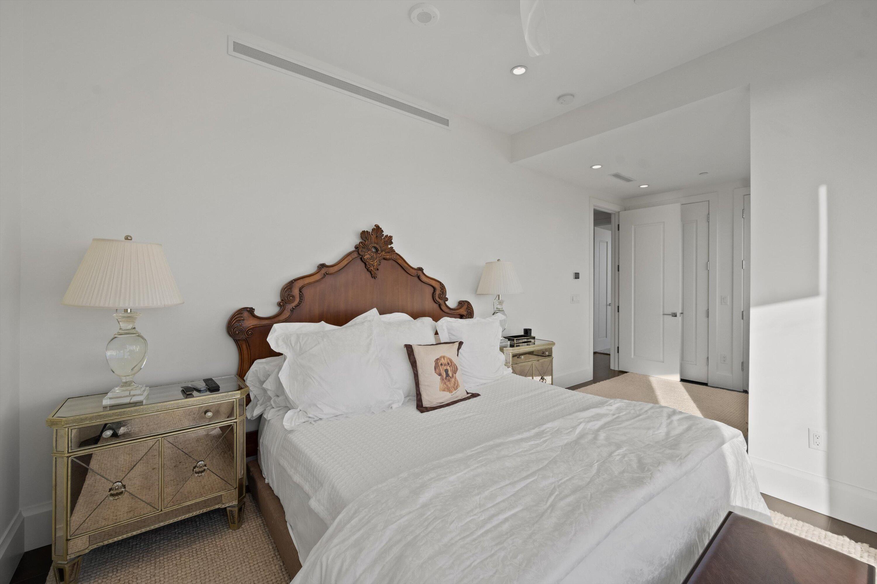 BELLARIA CONDOMINIUM - Residential