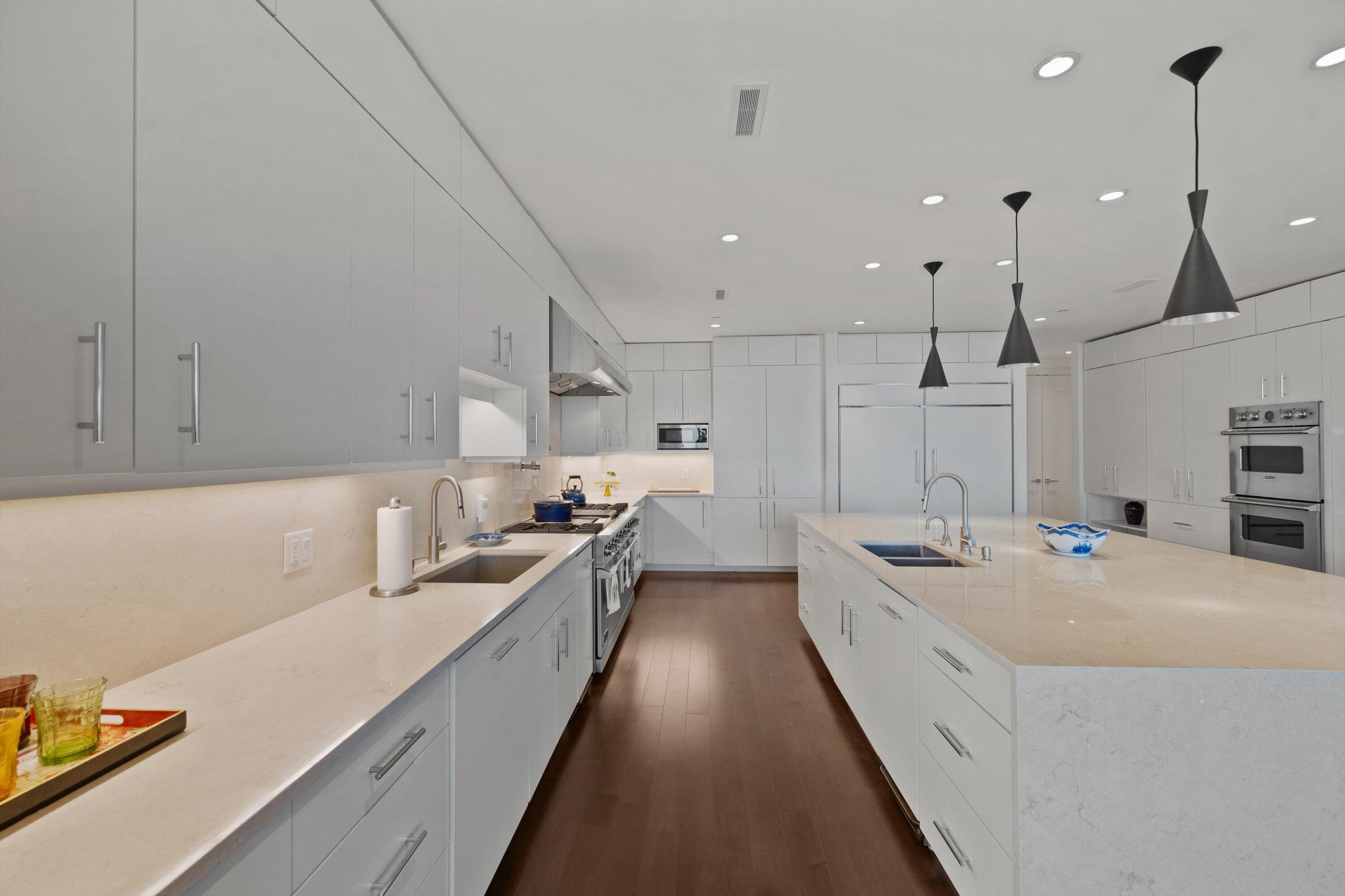 BELLARIA CONDOMINIUM - Residential