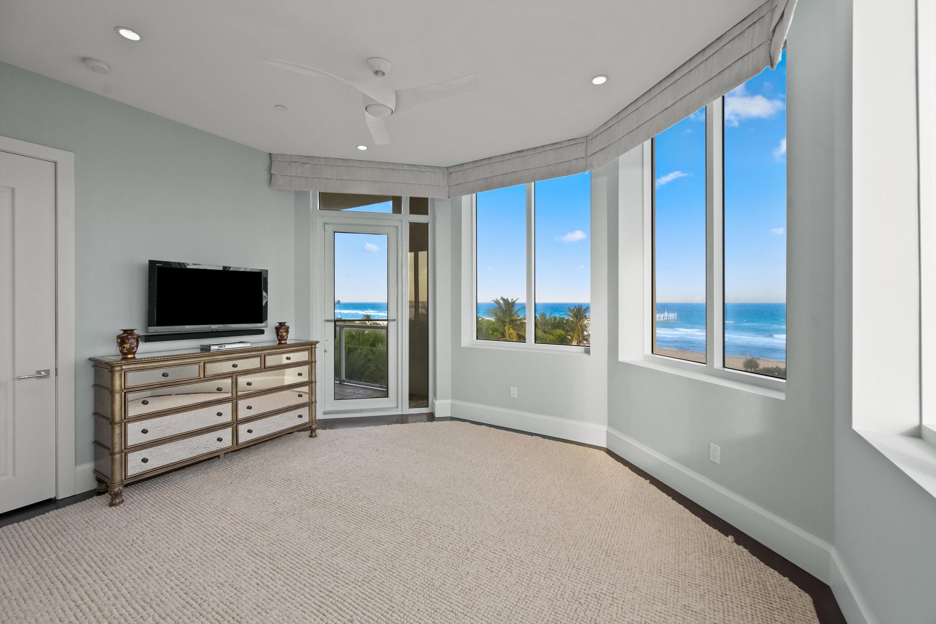 BELLARIA CONDOMINIUM - Residential