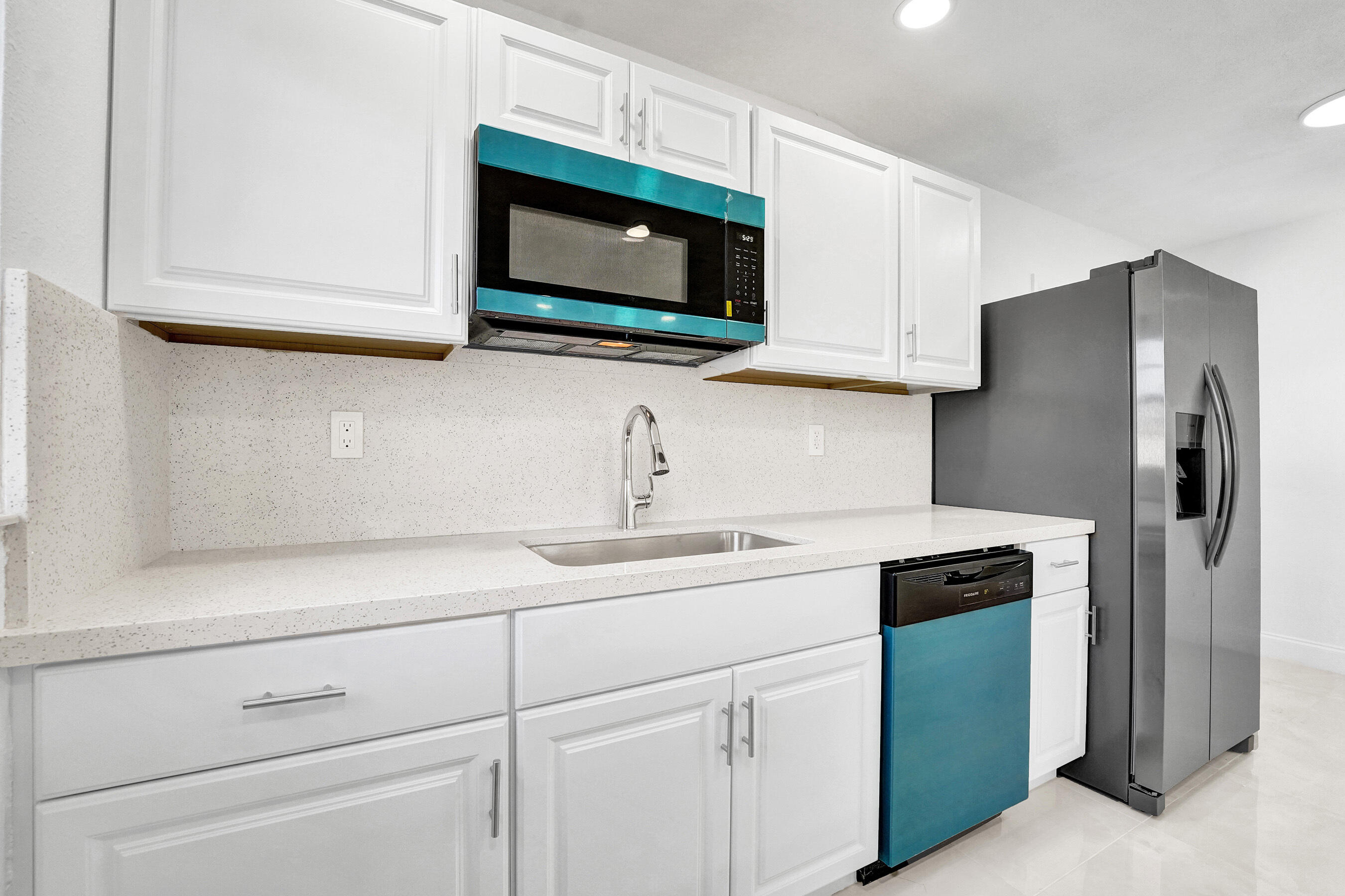 RIVERDALE ESTATES SEC 2 - Residential