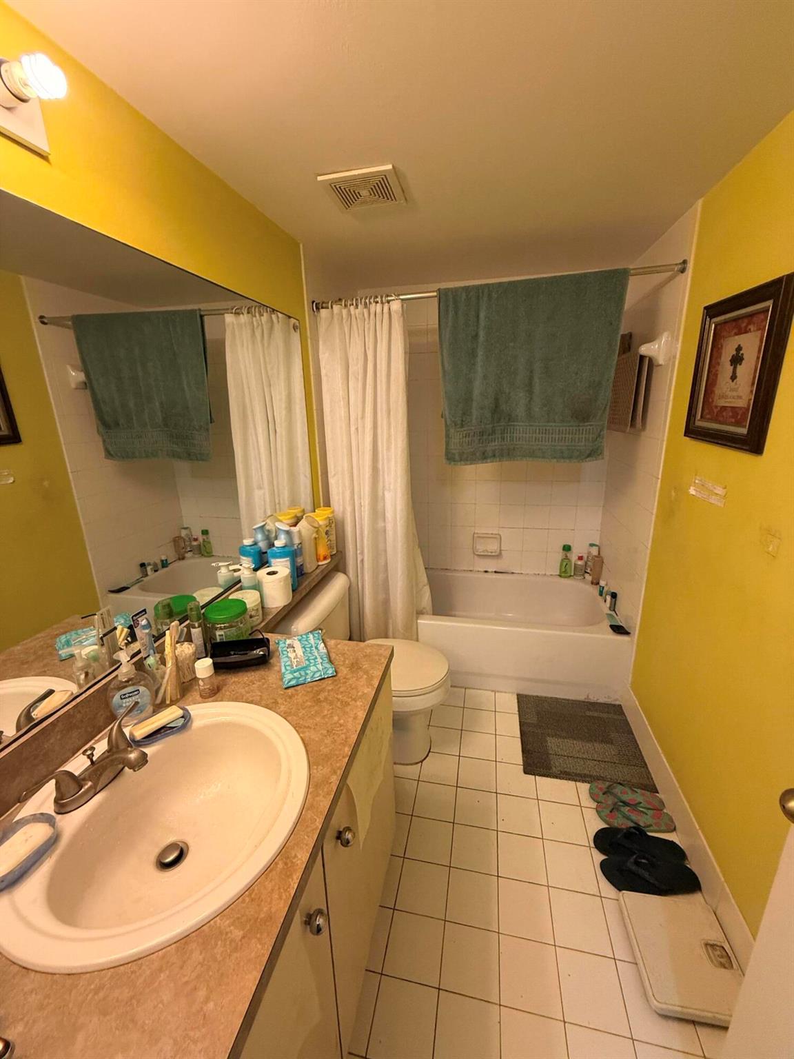 DEVONAIRE CONDO AT PEMBRO - Residential