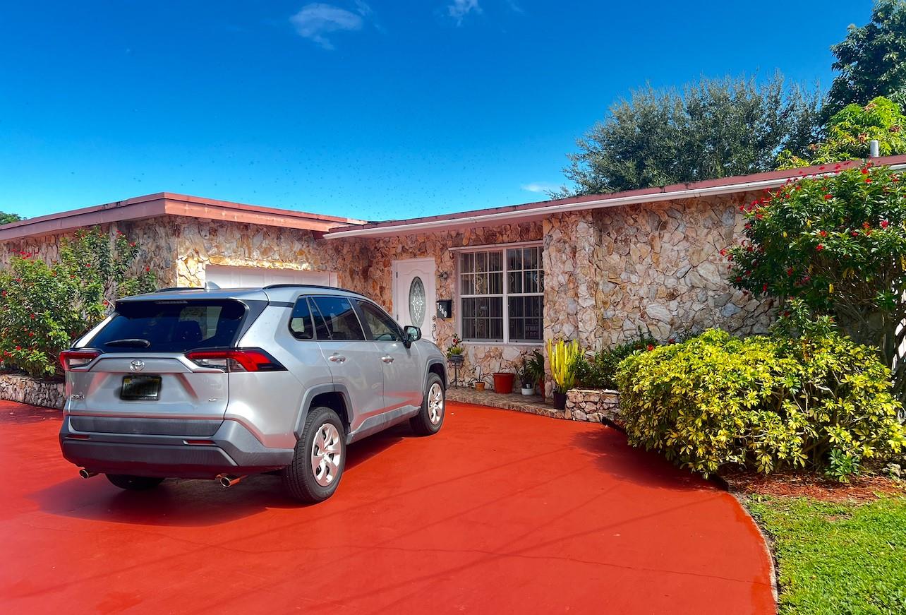 7840 NW 21st Ct, Sunrise, FL, 33322/$410,000 1 7840 NW 21st Ct