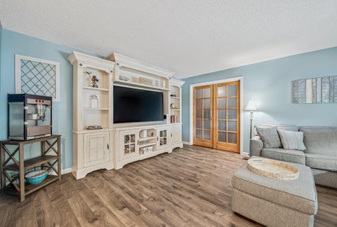 Tiny photo for 100 Greenwood Court, Royal Palm Beach, FL 33411 (MLS # B26036302)