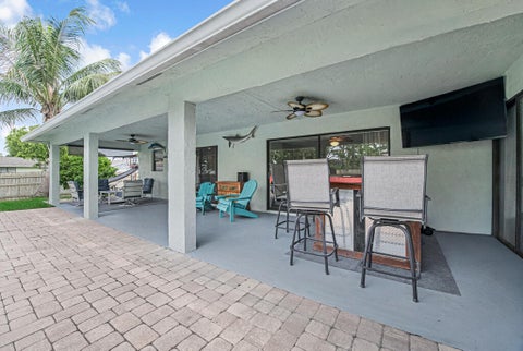 Tiny photo for 100 Greenwood Court, Royal Palm Beach, FL 33411 (MLS # B26036302)