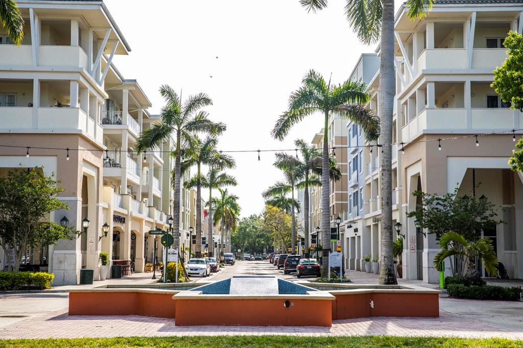 Photo of 1209 Main Street #306, Jupiter, FL 33458 (MLS # R10706130)