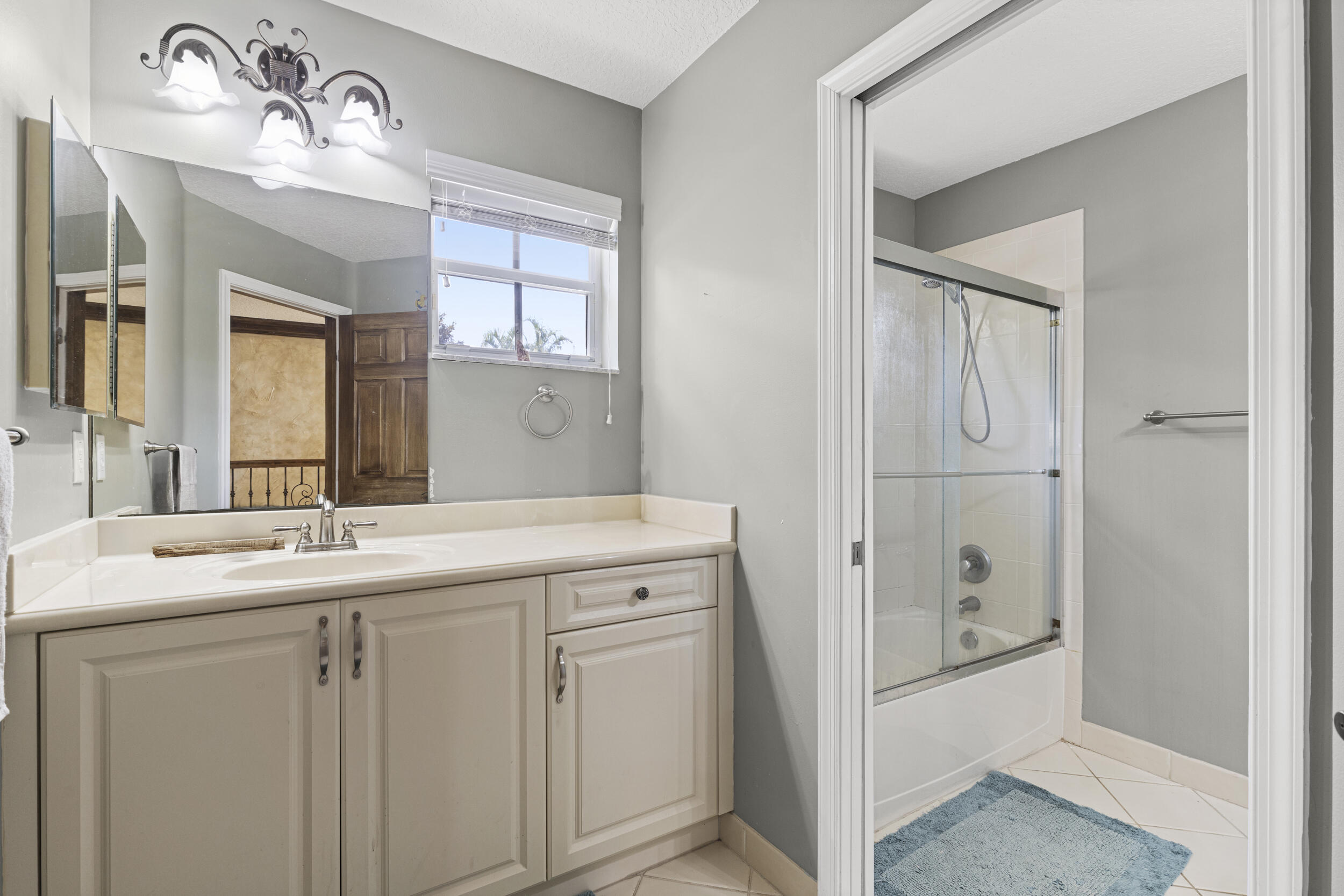 OLYMPIA 1 - Residential