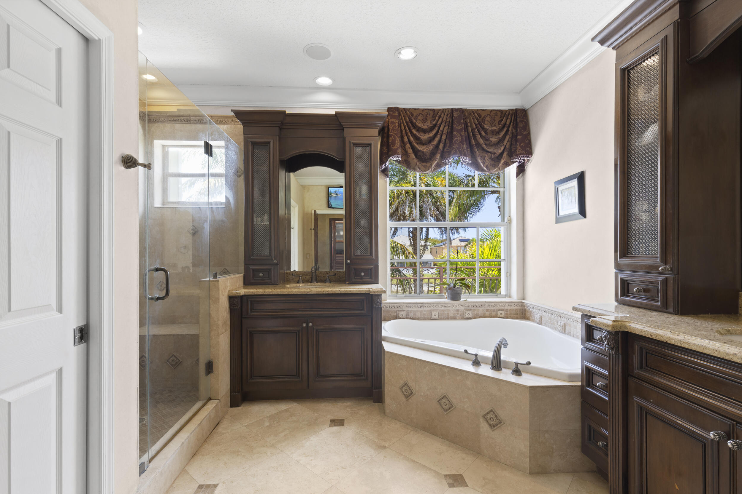 OLYMPIA 1 - Residential