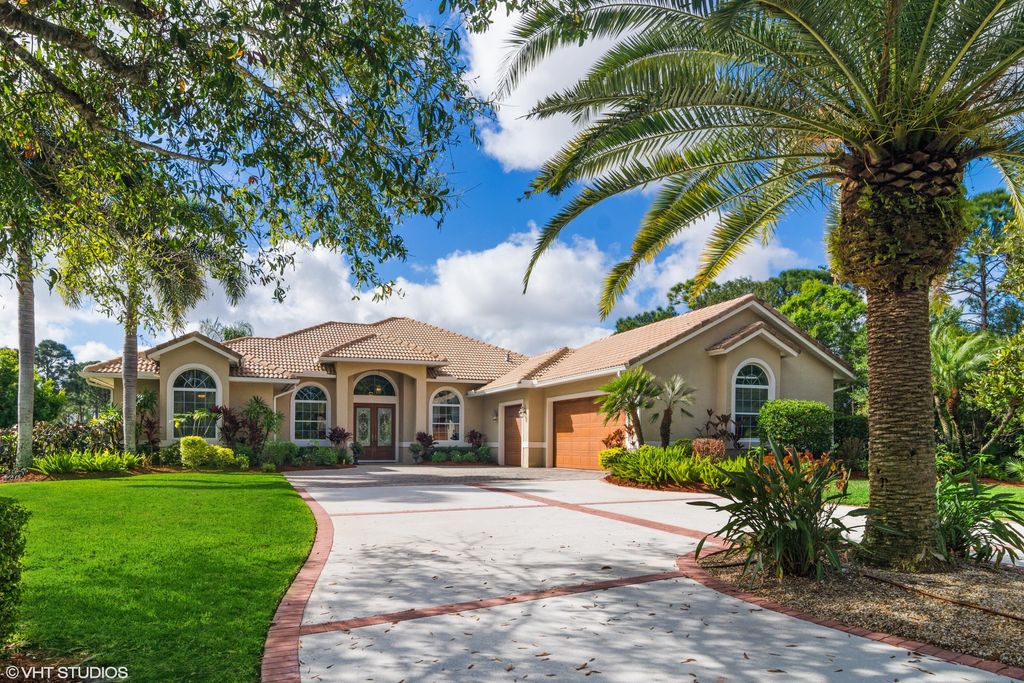 Photo of 7833 Long Cove Way Way, Port Saint Lucie, FL 34986 (MLS # R10809912)