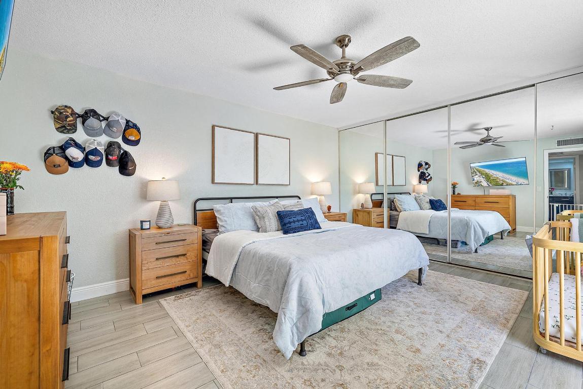 LAKEWOOD OF PALM SPRINGS - Residential