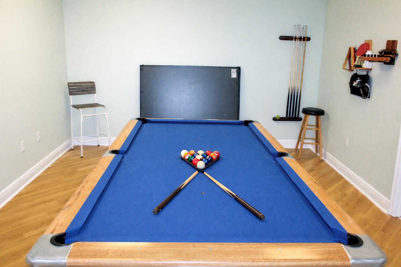 COLONIAL CLUB CONDO SEC 1 - Residential