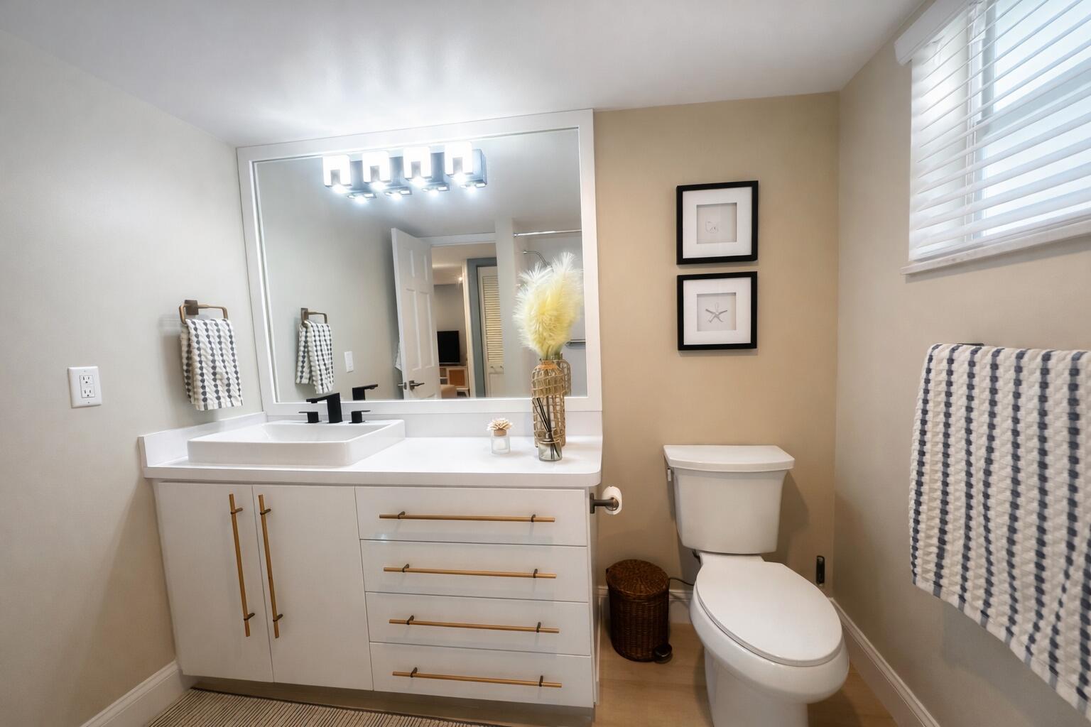 COLONIAL CLUB CONDO SEC 1 - Residential