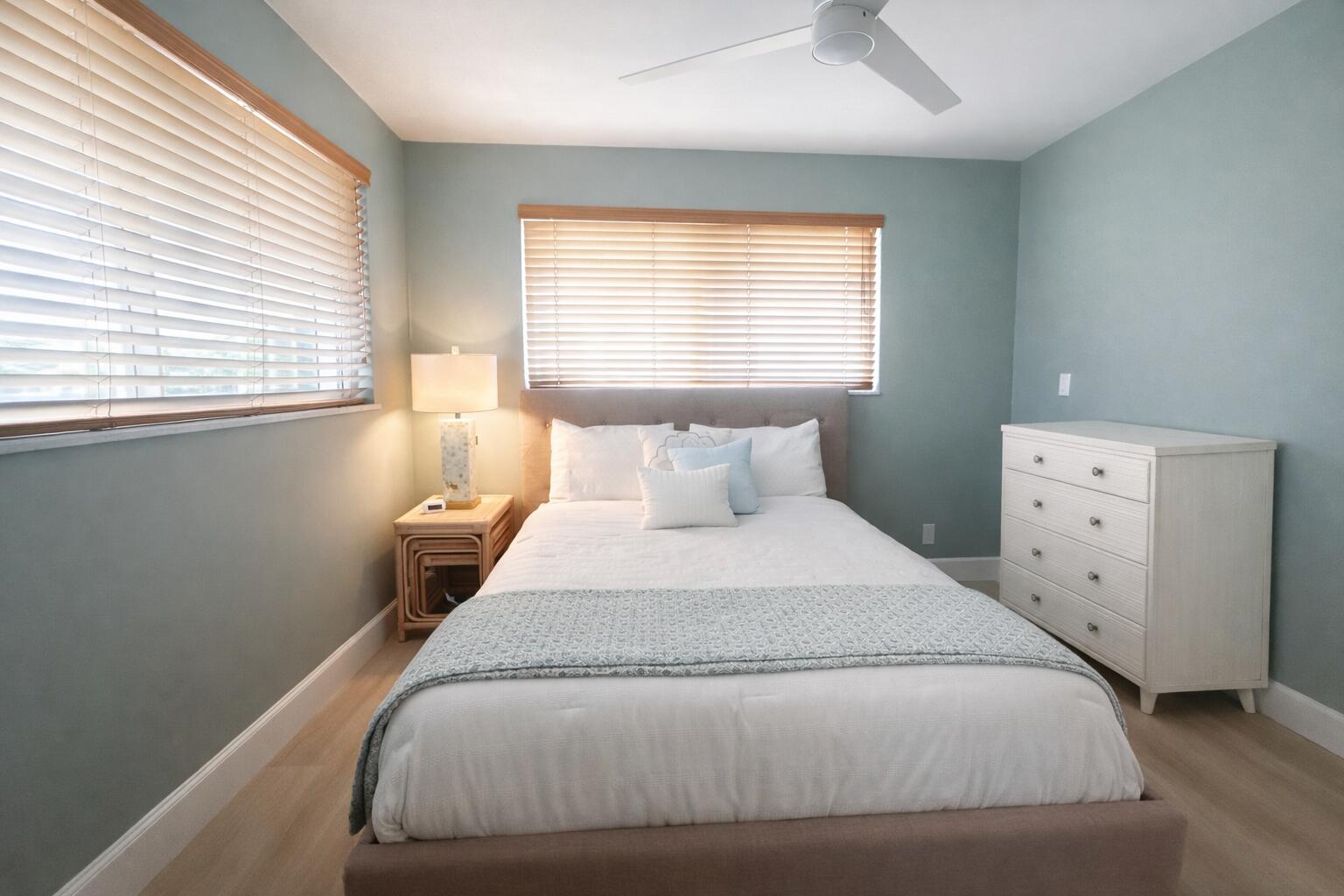 COLONIAL CLUB CONDO SEC 1 - Residential