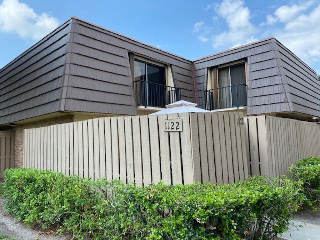 Photo of 1122 11th Court, Palm Beach Gardens, FL 33410 (MLS # R10713970)