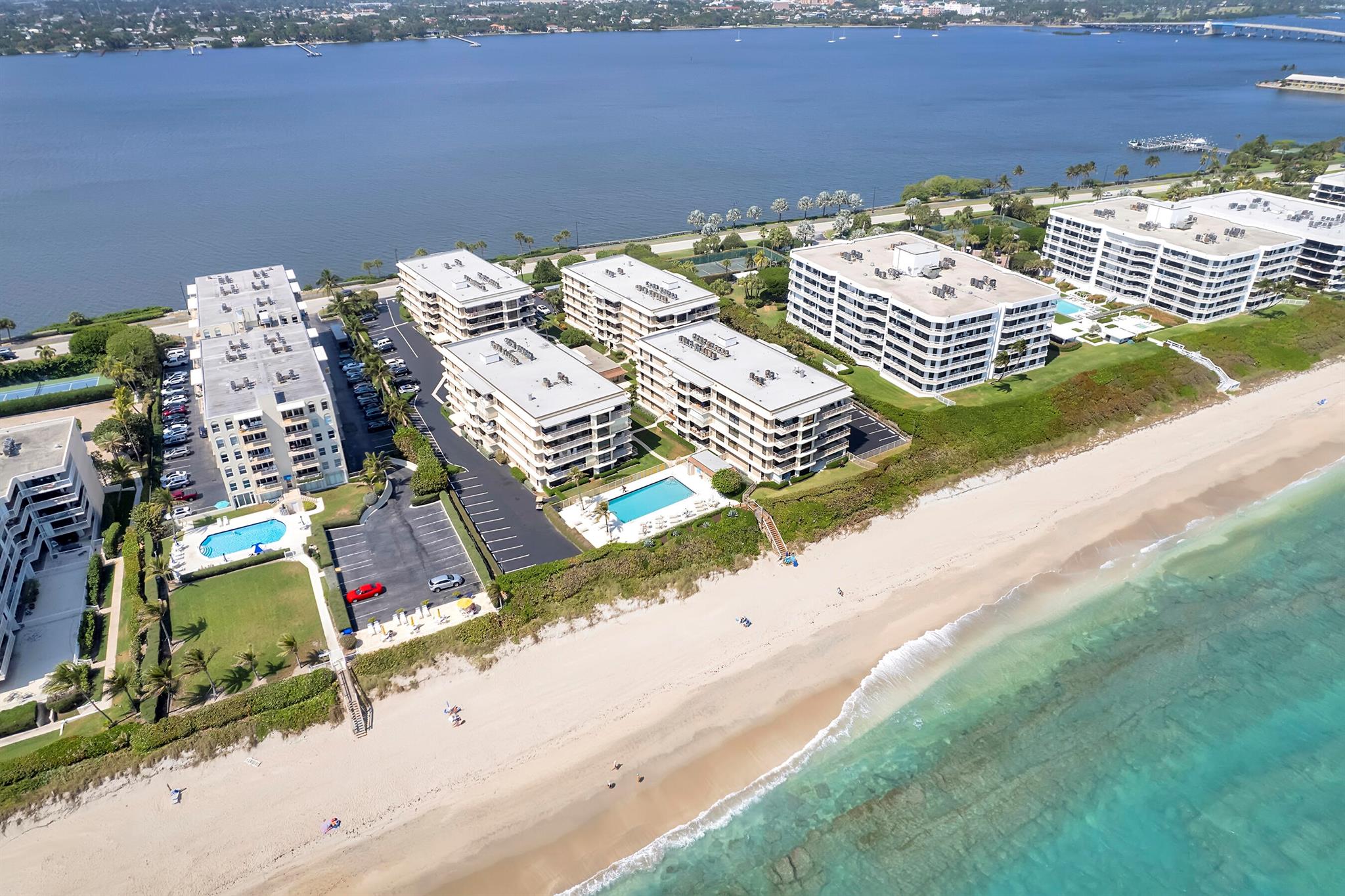 THIRTY TWO HUNDRED COND - Residential Lease