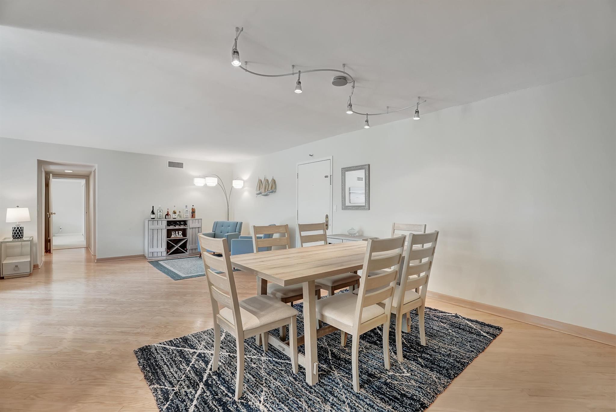 THIRTY TWO HUNDRED COND - Residential Lease