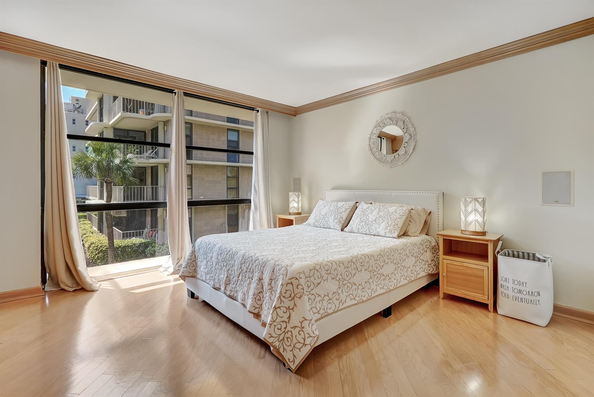 THIRTY TWO HUNDRED COND - Residential Lease