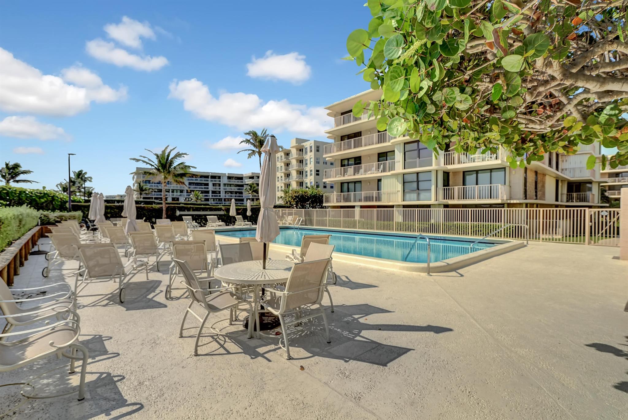 THIRTY TWO HUNDRED COND - Residential Lease