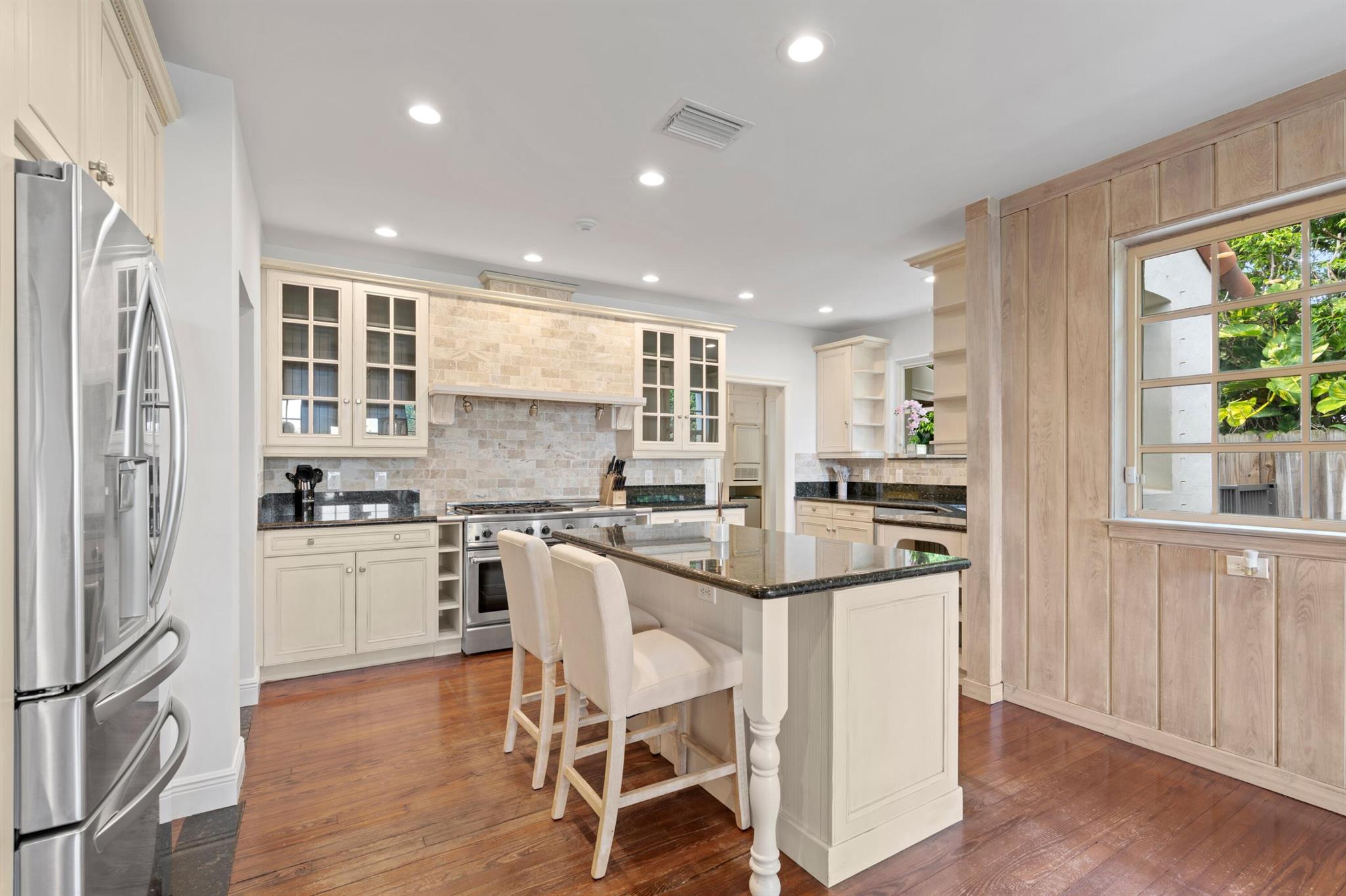 NORTH SHORE TERRACE 2 - Residential Lease