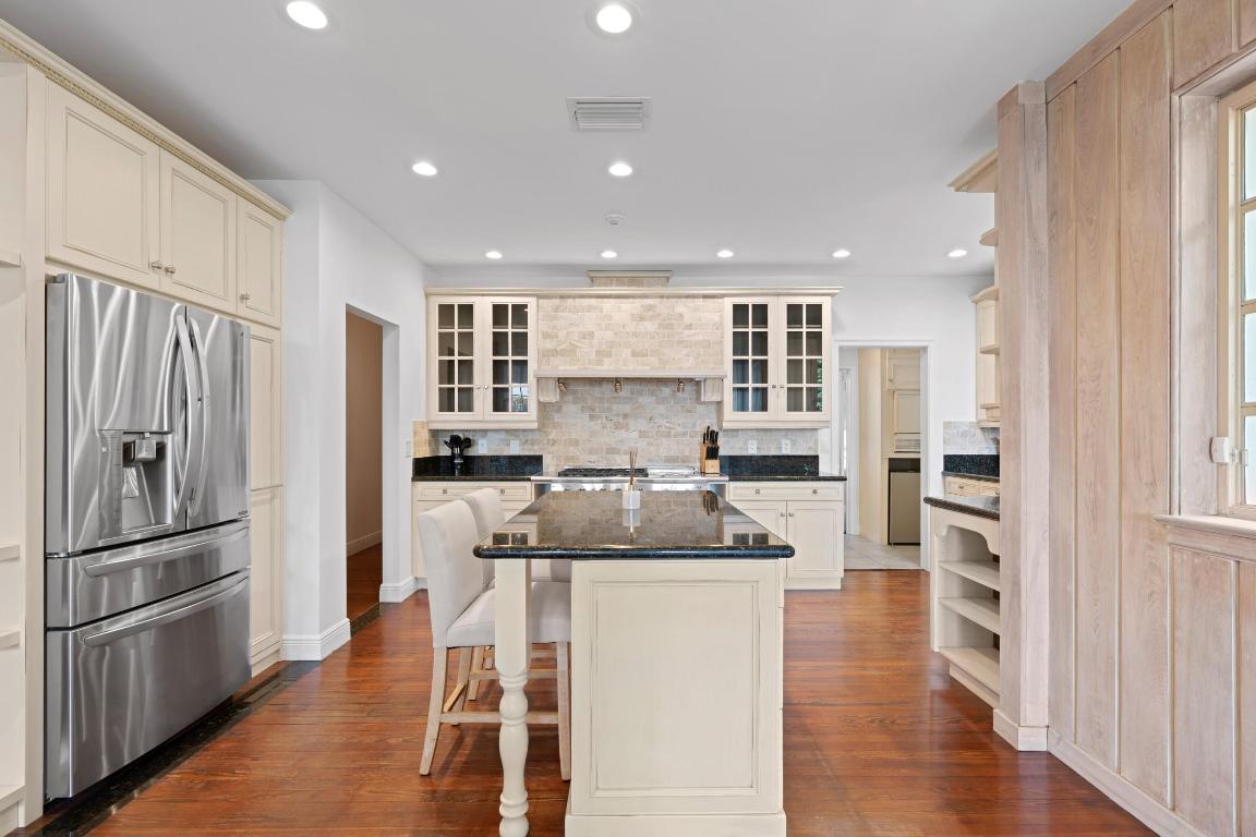 NORTH SHORE TERRACE 2 - Residential Lease