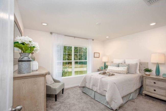 VERO LAKE ESTATES UNIT H-1 - Residential